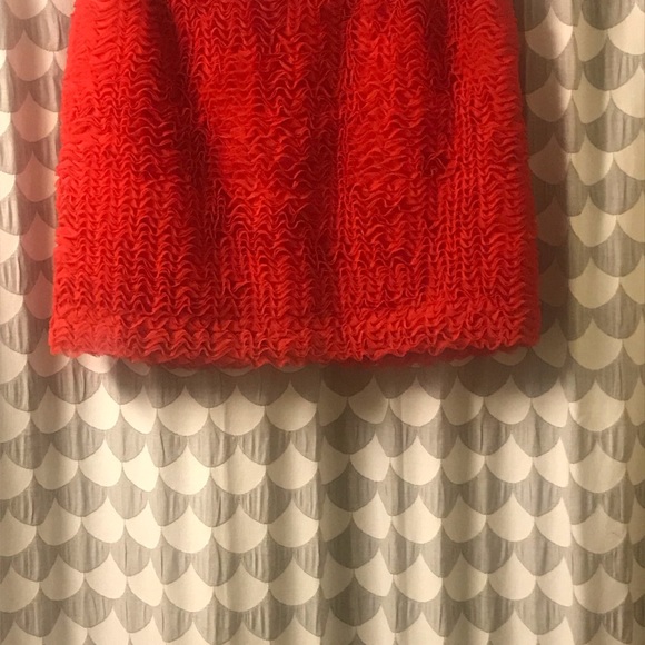 Red Ruffled Mini NWT - Picture 2 of 4